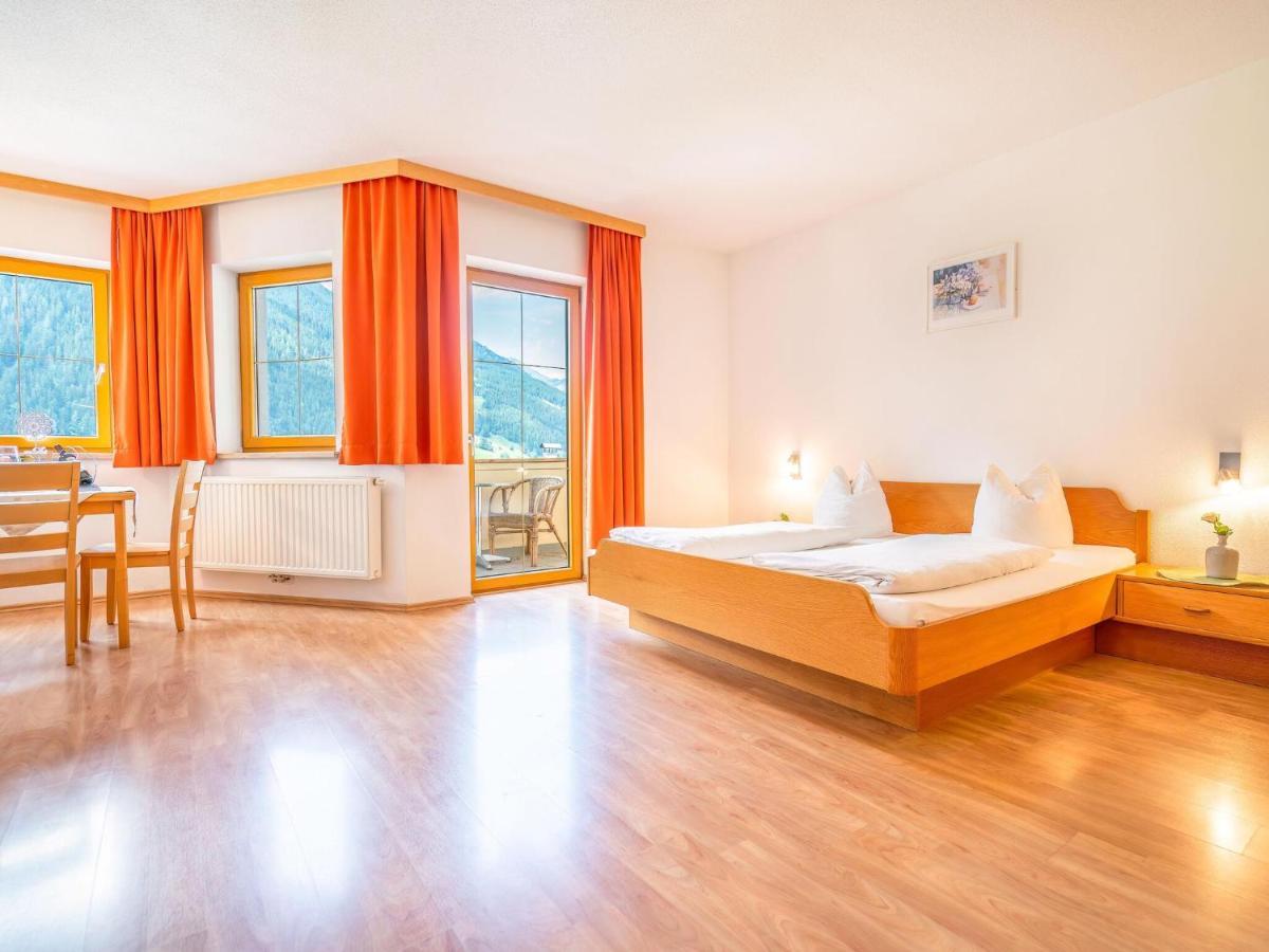 Lovely Apartment In Neustift Im Stubaital With Mountain View Eksteriør bilde